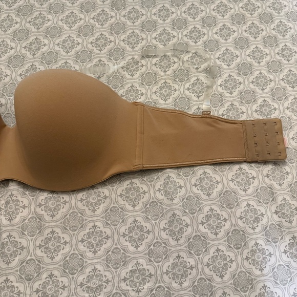 Victoria’s Secret BODY BY VICTORIA LINED STRAPLESS Size 36DD - Picture 8 of 11